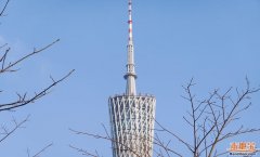 <b><b>周日以售票厅公开的运营时间为准</b></b>